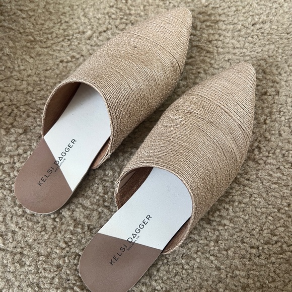 Anthropologie Kelsi Dagger Brooklyn Pointed-Toe Mules - Size 7.5 - Picture 2 of 7